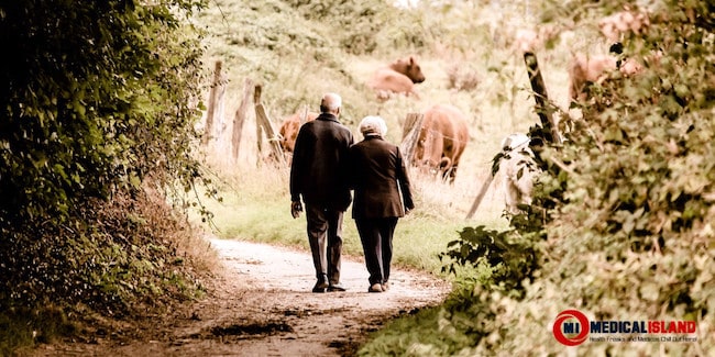 Properly Caring for Aging Parents Blog