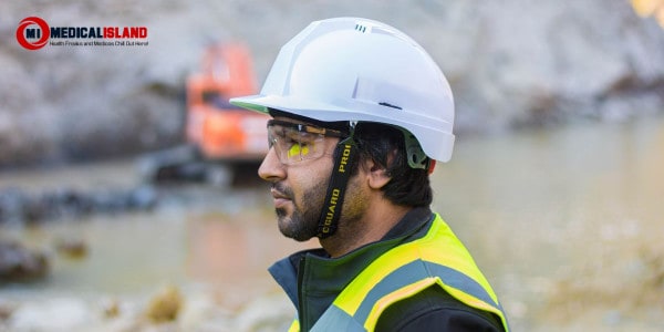 Guide to Choosing the Right Safety Glasses