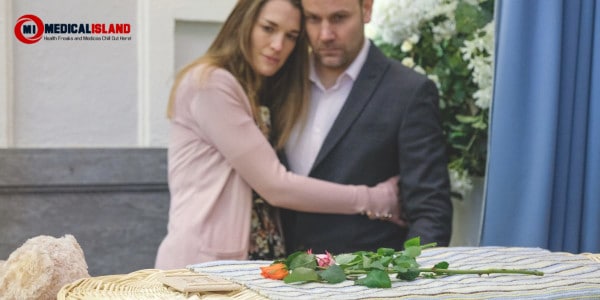 Complicated Grief: When The Grieving Process Is More Complicated Than Expected